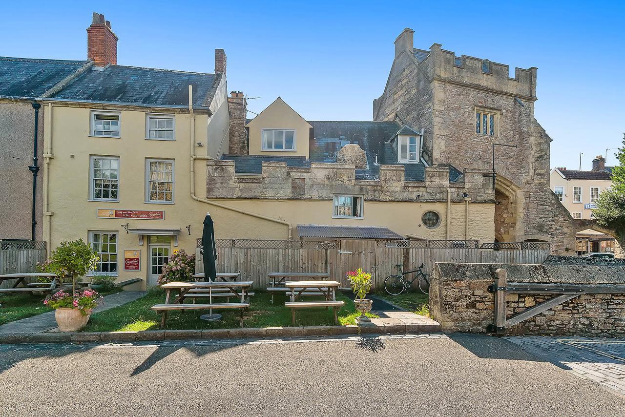 The Ancient Gatehouse & Rugantino Restaurant Wells Exterior foto